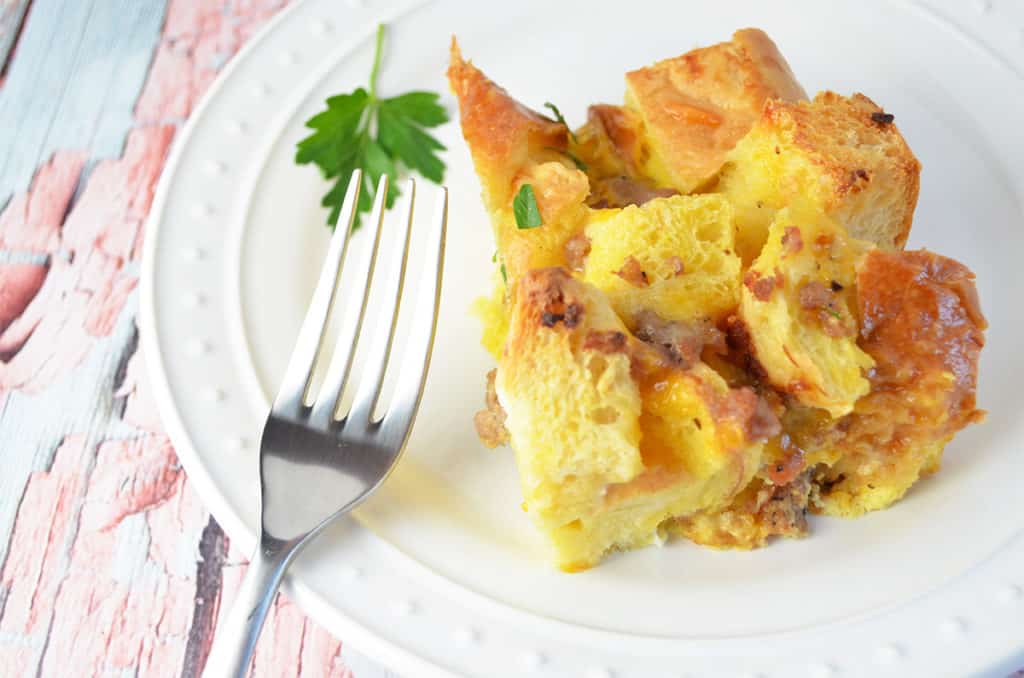 Easy Sausage Cheese and Egg Casserole