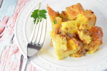Sausage Cheese and Egg Casserole